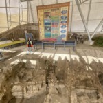 Nella stazione di preservazione paleontologica. I resti risalgono a oltre 2 milioni di anni fa!